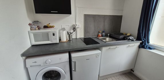 Location Appartement 1 pièce 14m² CAMBRAI 59400 - Photo 2