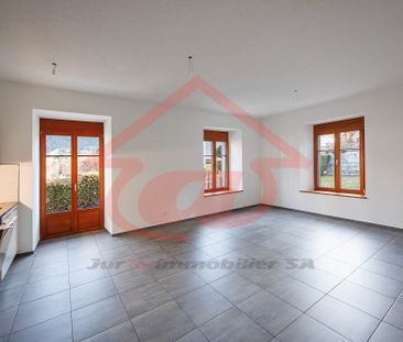 Appartement de 4.5 pièces entièrement rénové avec grande terrasse p... - Photo 2