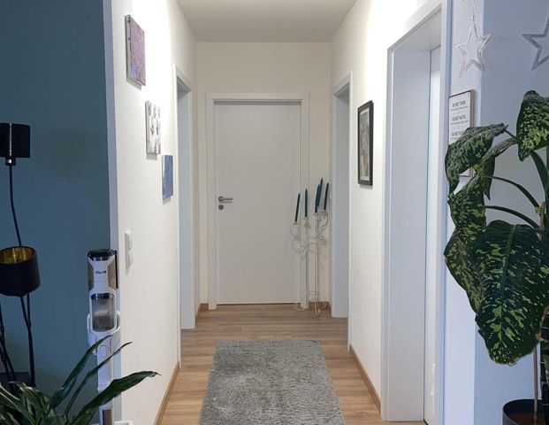 Moderne 3-Zimmer-Wohnung mit Balkon in Offingen - Foto 1