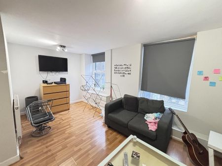 5 bedroom house to rent - Photo 2