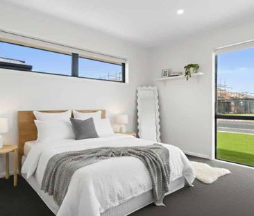 Welcome to this pristine home - Photo 3