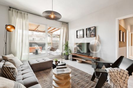 Barcelona Capital, Catalonia 08006 - Photo 4