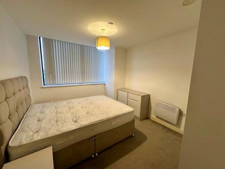 1 bedroom flat to rent - Photo 2