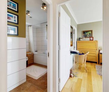 2 bedroom flat to rent - Photo 2