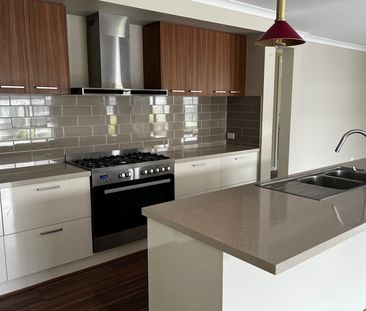 TOP TIER HOME IN PRIME LOCATION - Photo 6