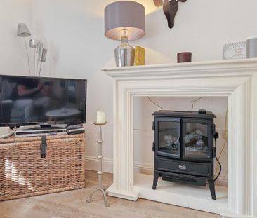 2 bedroom house to rent - Photo 1