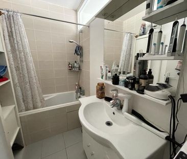 Location Appartement 2 pièces 45m² - Photo 3