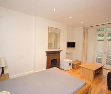 Studio to rent - Photo 4