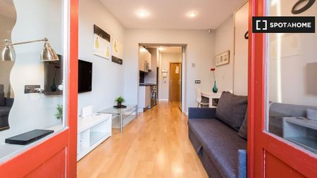 madrid, Community of Madrid 28012 - Photo 2