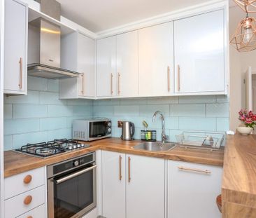 1 bedroom apartment to rent - Photo 2