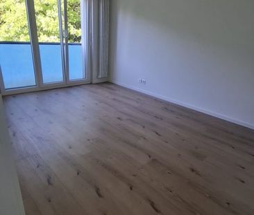 Appartement 2 pièces entièrement rénové - Photo 2
