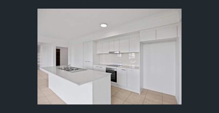 Near New Home in Meringandan West - Photo 5