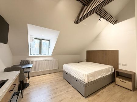 Studio to rent - Photo 2