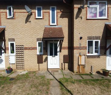 One Bedroom Mid-Terrace ‘Chase’ design house with garden and parking - Photo 3