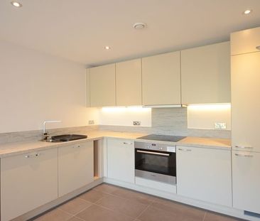 Cygnet House, Drake Way, Reading, RG2 - Photo 1