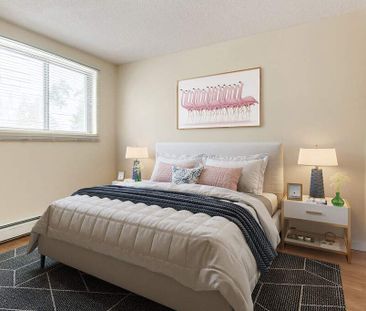 Renovated Suite - 1 Bedroom - Photo 3