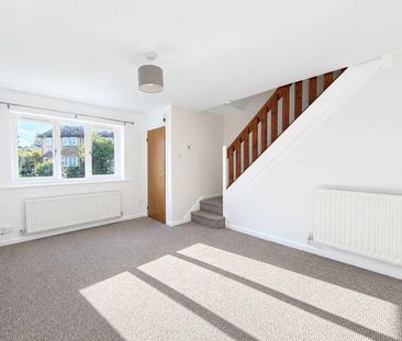 2 bedroom semi-detached house to rent - Photo 2