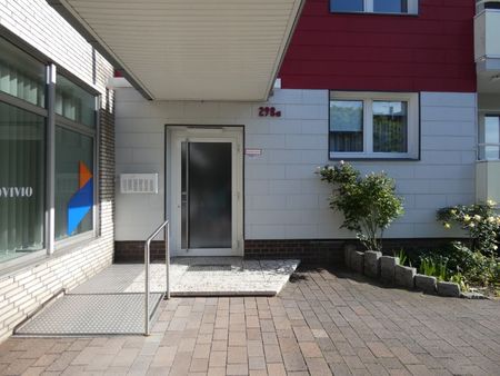 Altersgerechtes Wohnen mit Aufzug und toller Aussicht! - Photo 2