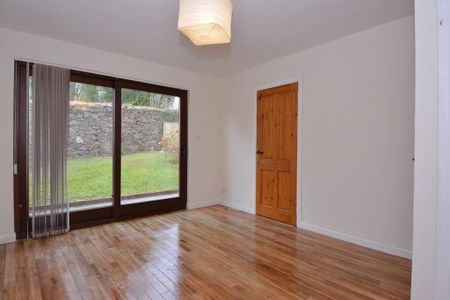 5 Village Court, Newtownbreda Road, BT8, Belfast - Photo 3