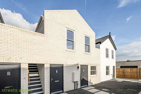 Portland Road, London, SE25 - Photo 2