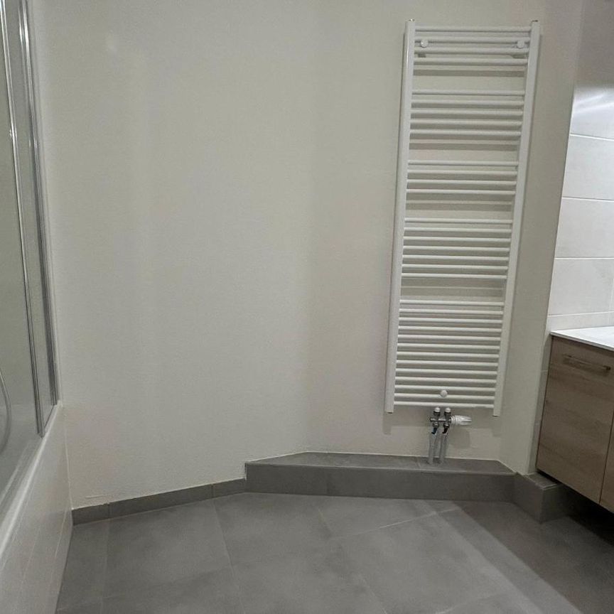 Location Appartement 3 pièces 63m² MULHOUSE 68200 - Photo 1