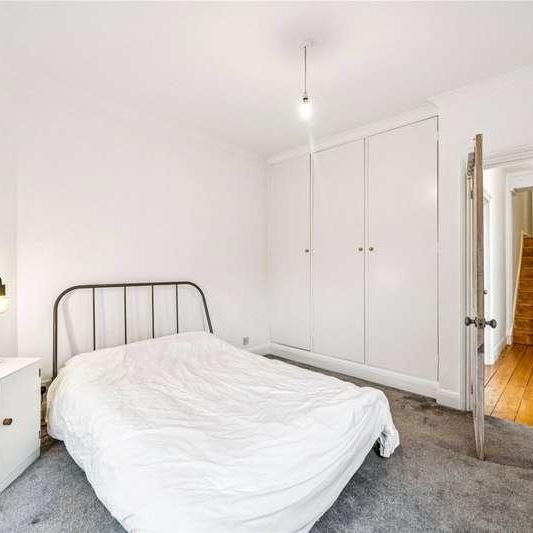 Flat C, Nightingale Lane, London, SW12 - Photo 1