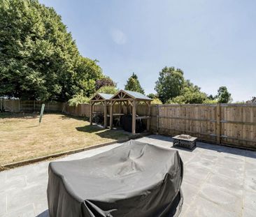 5 bedroom semi-detached house to rent - Photo 4