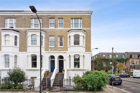 An elegant & beautifully presented five bedroom Victorian house - Photo 3