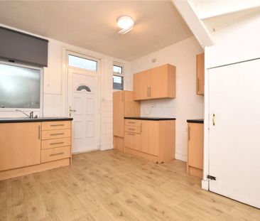 53, Cross Flatts Place, Leeds, West Yorkshire, LS11 7JN - Photo 5