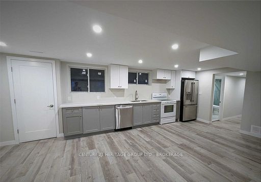 For Lease - 971 Vistula Drive Unit# A, Pickering, Ontario - Photo 1