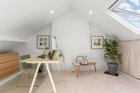 95 Burren Street, Newtown NSW 2042 - House For Rent | Domain - Photo 3