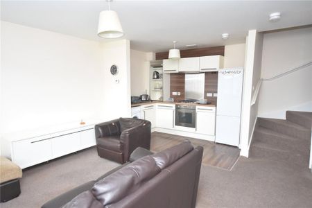 2 bedroom terraced house to rent - Photo 5