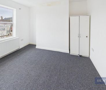 4 bedroom terraced house to rent - Photo 2