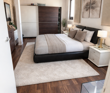 Stilvoll möblierte Altbauwohnung in tollerLage Krefeld/Düsseldorf - Photo 1