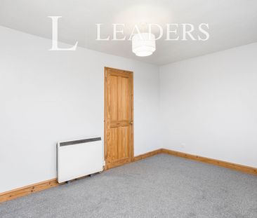 2 bedroom maisonette to rent Oaklands, Oakhill Road, RH13 - Photo 4