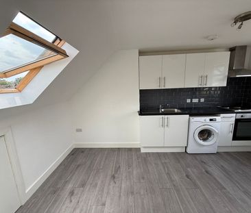 Studio Flat, Bromley Road, N17 - Photo 1