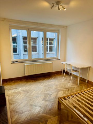 Chambres dans un appartement 3ch. meublé à 5000 Namur  Loyer: 450 € - Photo 3