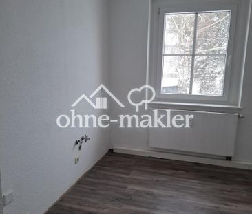 2-Raum-Whg., Bad mit Fenster, Badewanne incl. Dusche, neu renoviert... - Photo 2