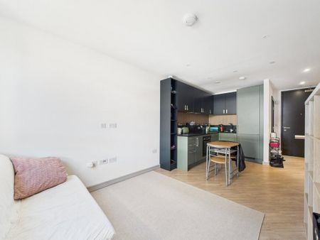 1 bedroom apartment to rent - Photo 2