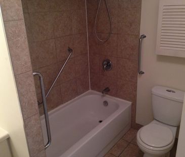 105-566 Armstrong Road - Lower Level 2 Bedroom - Photo 6