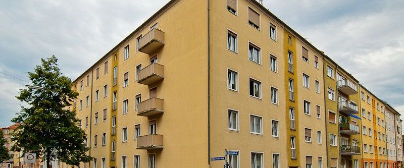 Top renovierte, geräumige 2,5-Zimmer-Wohnung für Ihre kleine Familie - Foto 1