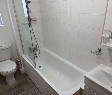 Leonard Road, Edmonton, N9 - Photo 3