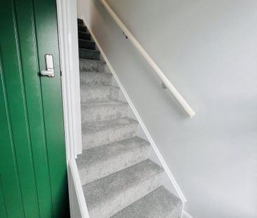 BEDROOM 5 – MEDIUM DOUBLE ENSUITE - Photo 3