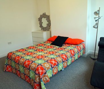 1 Bed Maisonette, Creek Road, SE10 - Photo 4