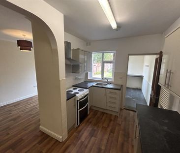 4 bedroom detached house to rent - Photo 3