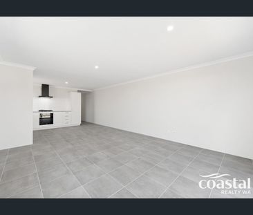 Dual Key Home in Family-Friendly Karnup - Photo 4