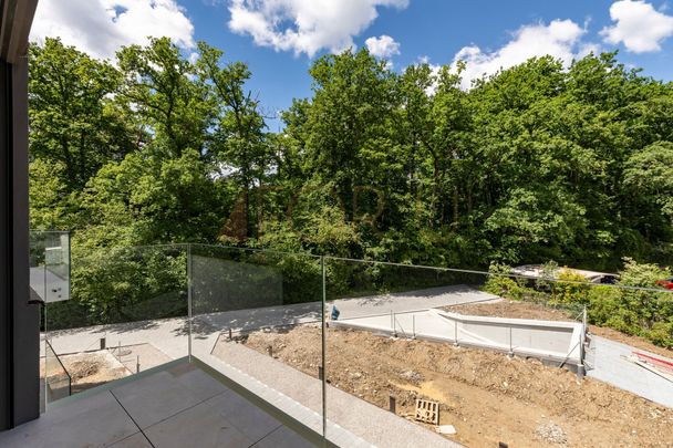 Superb new 4-room penthouse with terrace in Veyrier - Photo 1