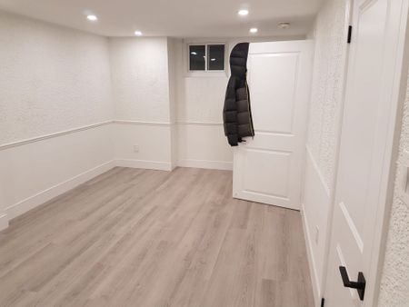 For Lease - 411 Enfield Road Unit# BSMT, Burlington, Ontario - Photo 3