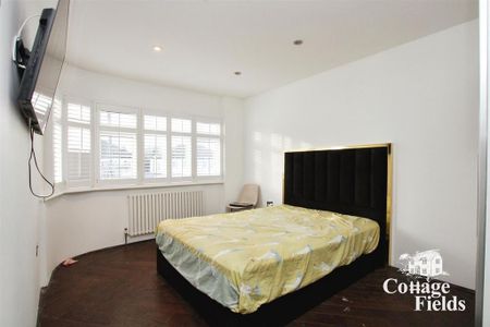 6 bedroom detached house to rent - Photo 5