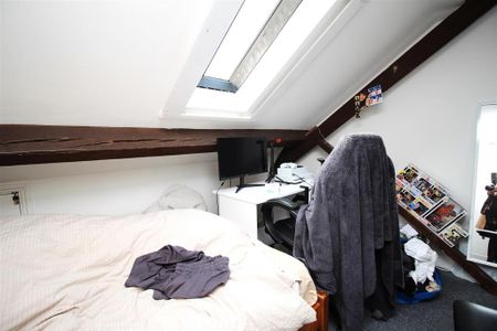 3 bedroom terraced house to rent - Photo 3